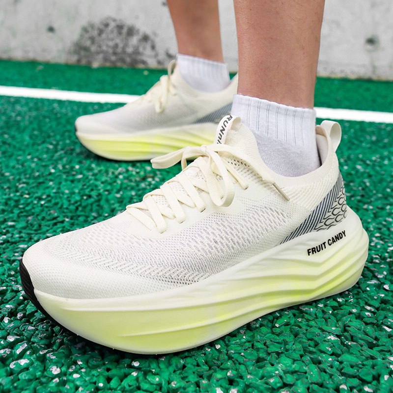 Summer Road Running Shoes Shock Absorption Breathable Mesh Surface