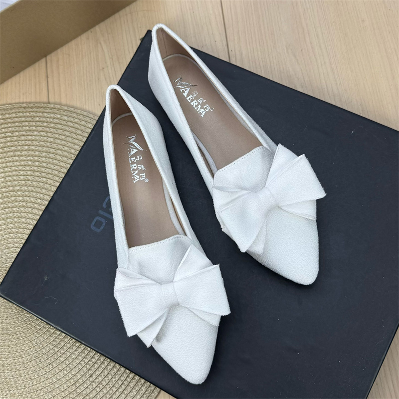 Women's Versatile Solid Color Bow Pointed Flat Shoes foto 3