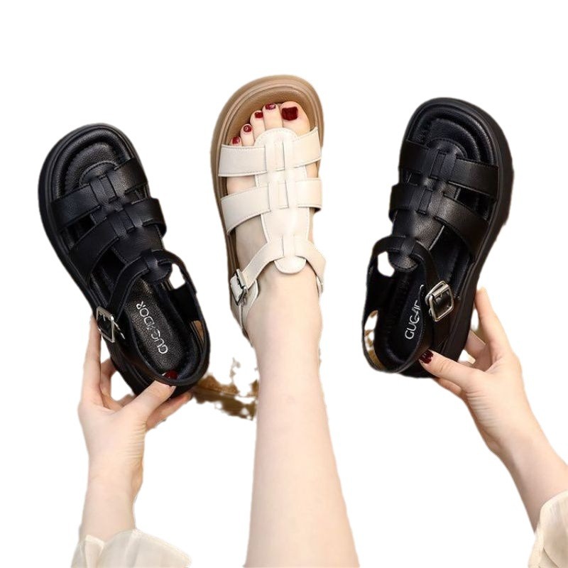 One-strap Open-toe Sandals With A Rubber Mid-heel foto 3