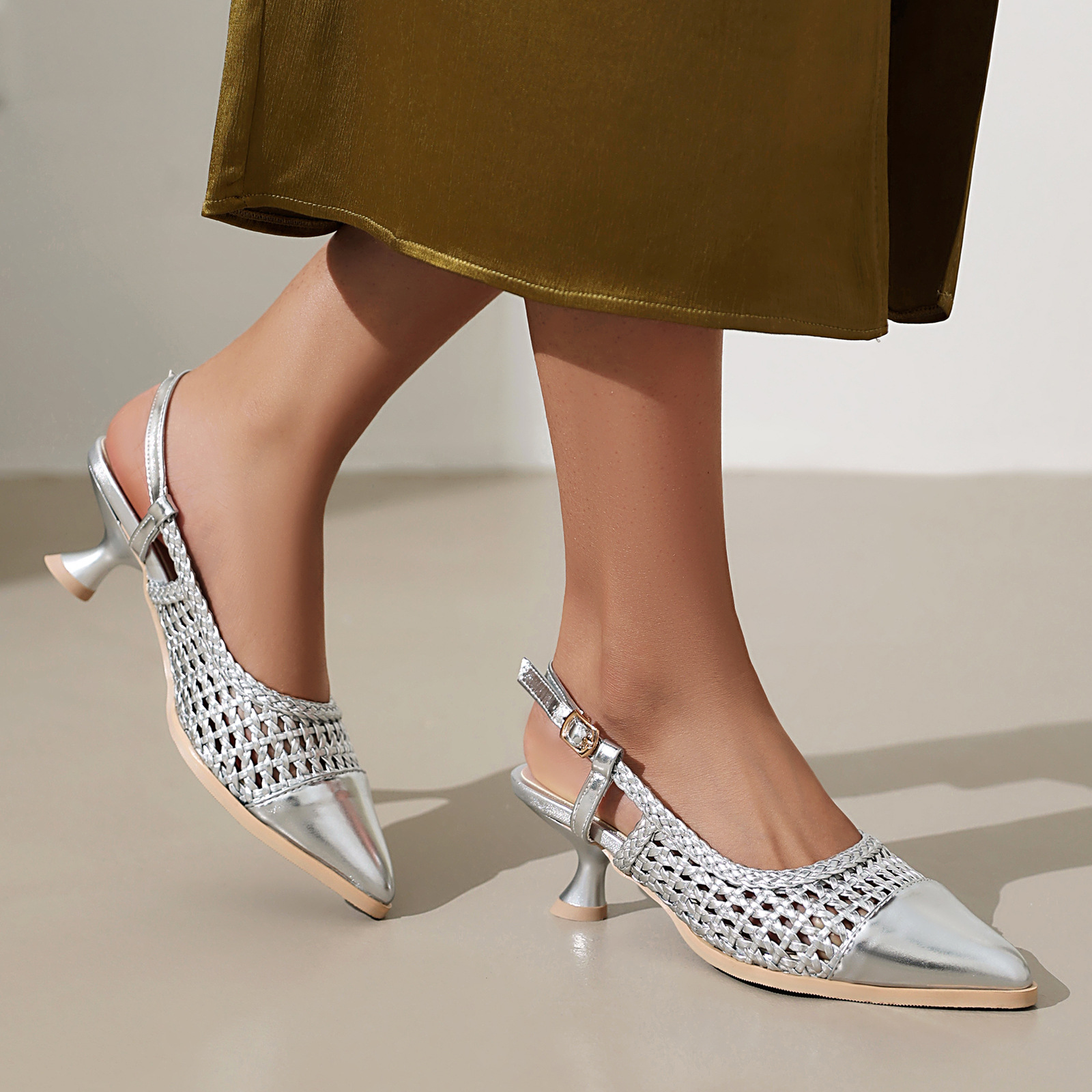 Summer New Cat Heel Hollow Professional Women's Shoe foto 2