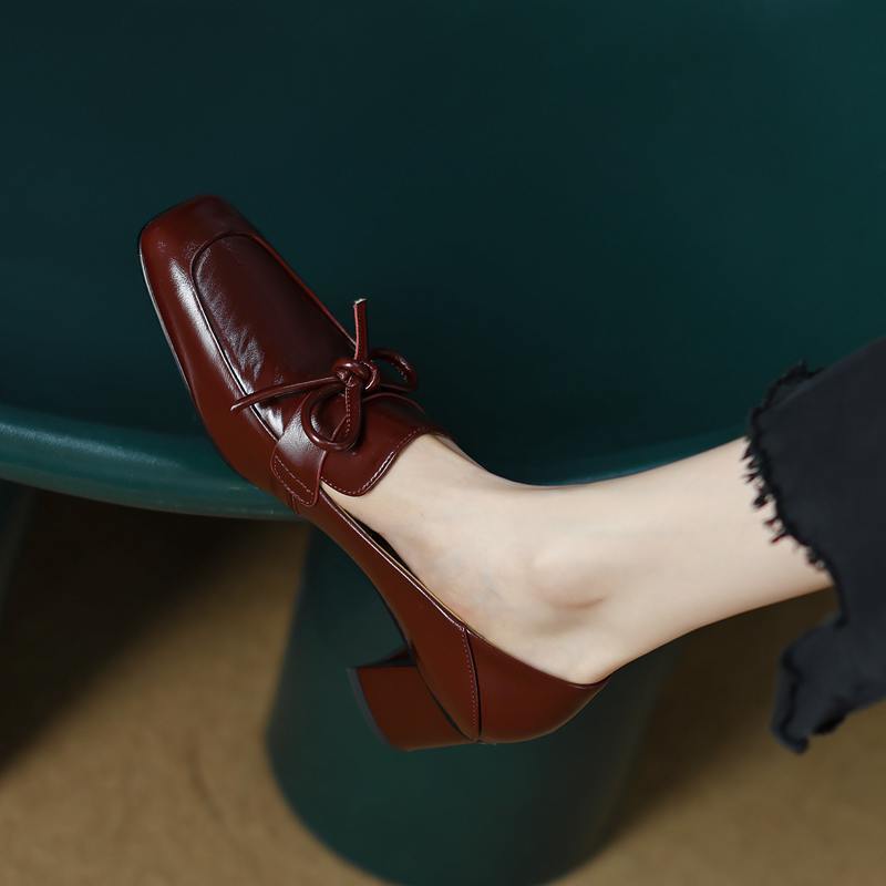 Retro Square Toe English Style Leather Shoes foto 2