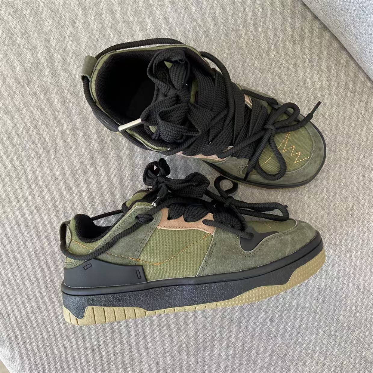 Men's Black Sporty Casual Platform Sneakers foto 2