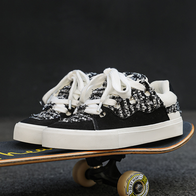 Student Couple Low-top Vulcanized Bread Board Shoes foto 2