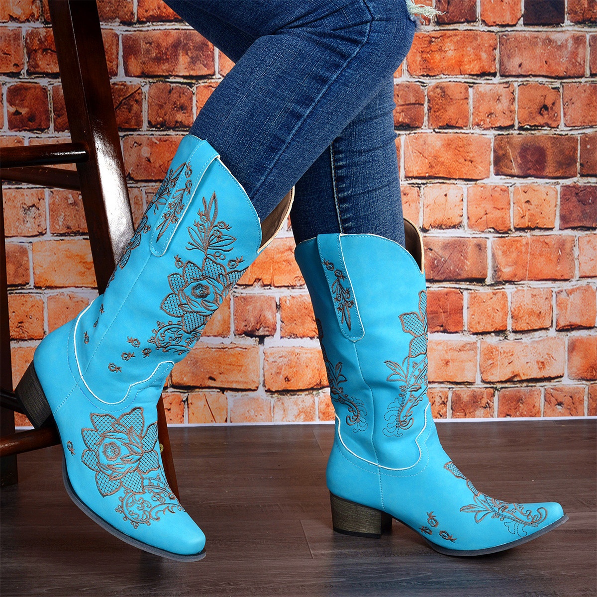 Womens Mid-Calf Boots With Embroidery Ethnic Style And A Comfortable Mid-Heel foto 2