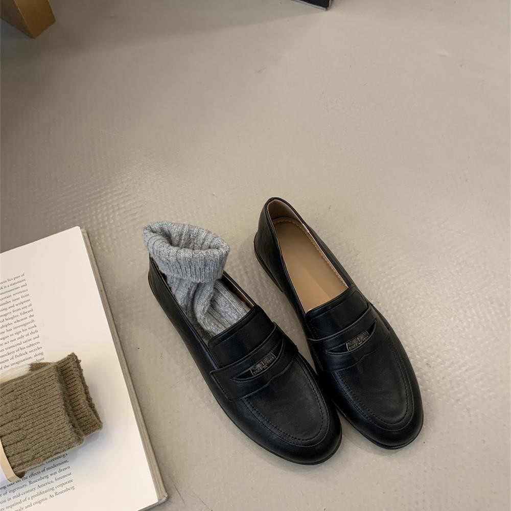 Womens Dress Shoes With A Round Toe Soft Sole And A Chic Comfortable Loafer Design foto 4