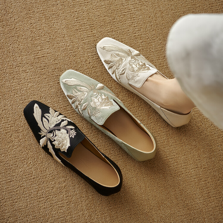 Embroidery Low-cut Flat Pumps Women's Soft Bottom foto 2