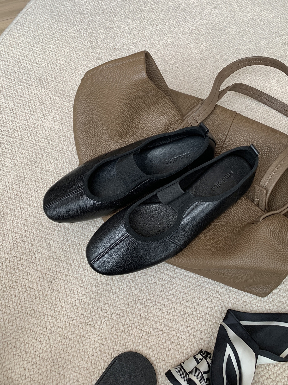 French-style Round-toe Elastic-band Versatile Comfortable Flat Shoes foto 3