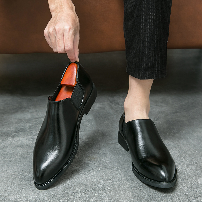 British Leisure Slip On Pointed Toe Shoes foto 2