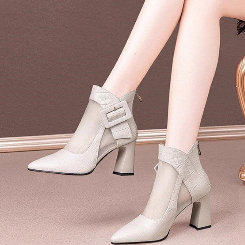 British Style Womens Chunky Heeled Cutout Ankle Boots foto 3