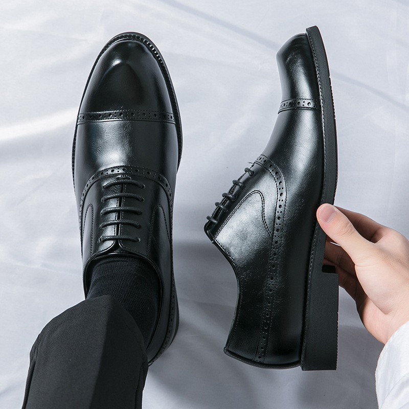 Retro Pointed Brushed Business Formal Wear Height Increasing Leather Shoes foto 2