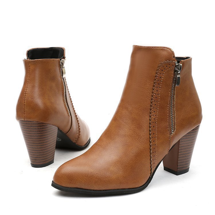 Retro Distressed Chunky Heel Side Zip Ankle Boots For Women foto 3