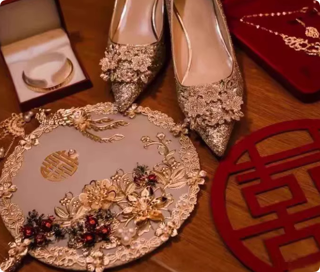 Xiuhe Wedding Dress, Two Wearing Crystal Shoes, Bridal Shoes, Female foto 3