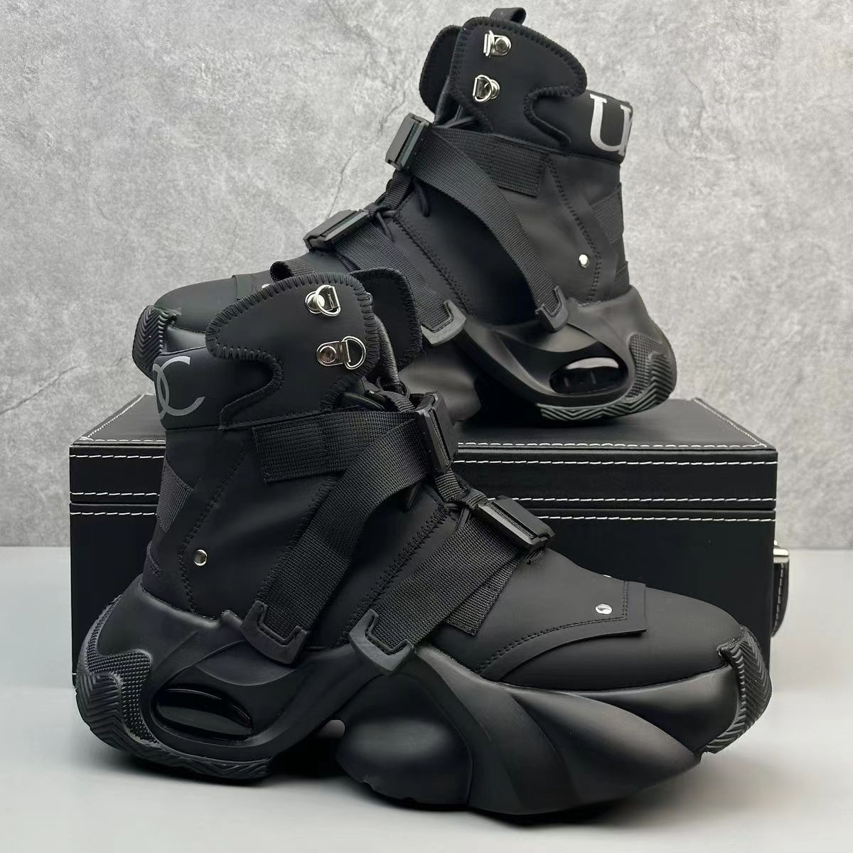 High-top Men's Shoes Wear-resistant Fashion Boots Sports Shoes foto 2