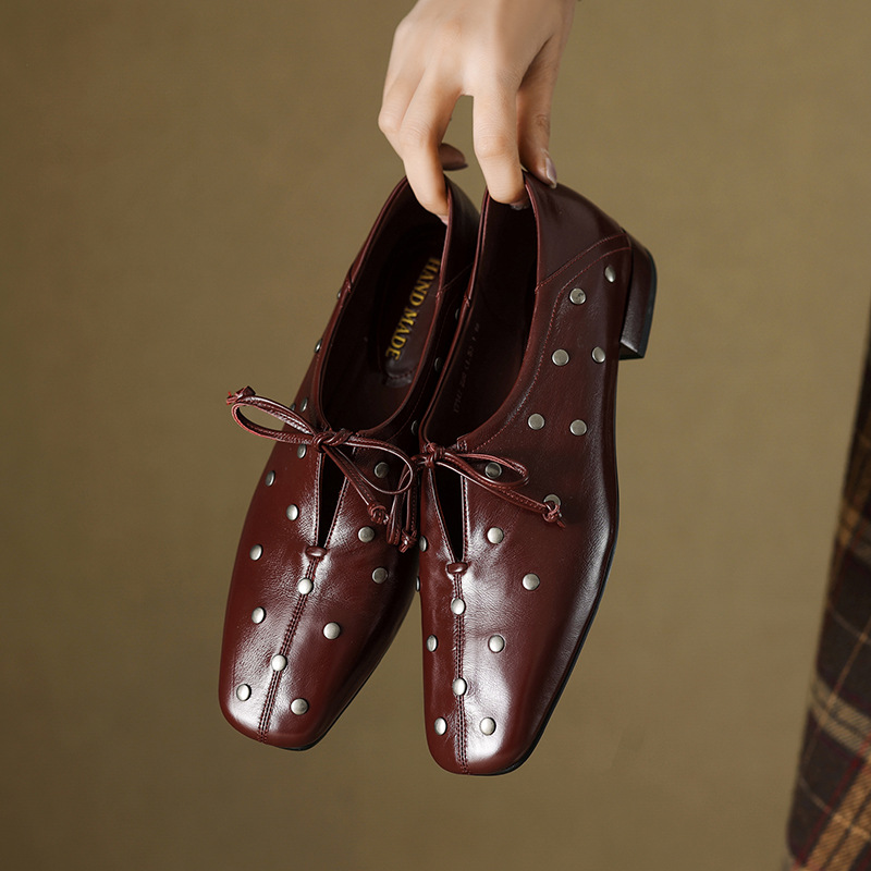 Leather Rivets Mary Jane Elegant Spring Leather Shoes foto 2