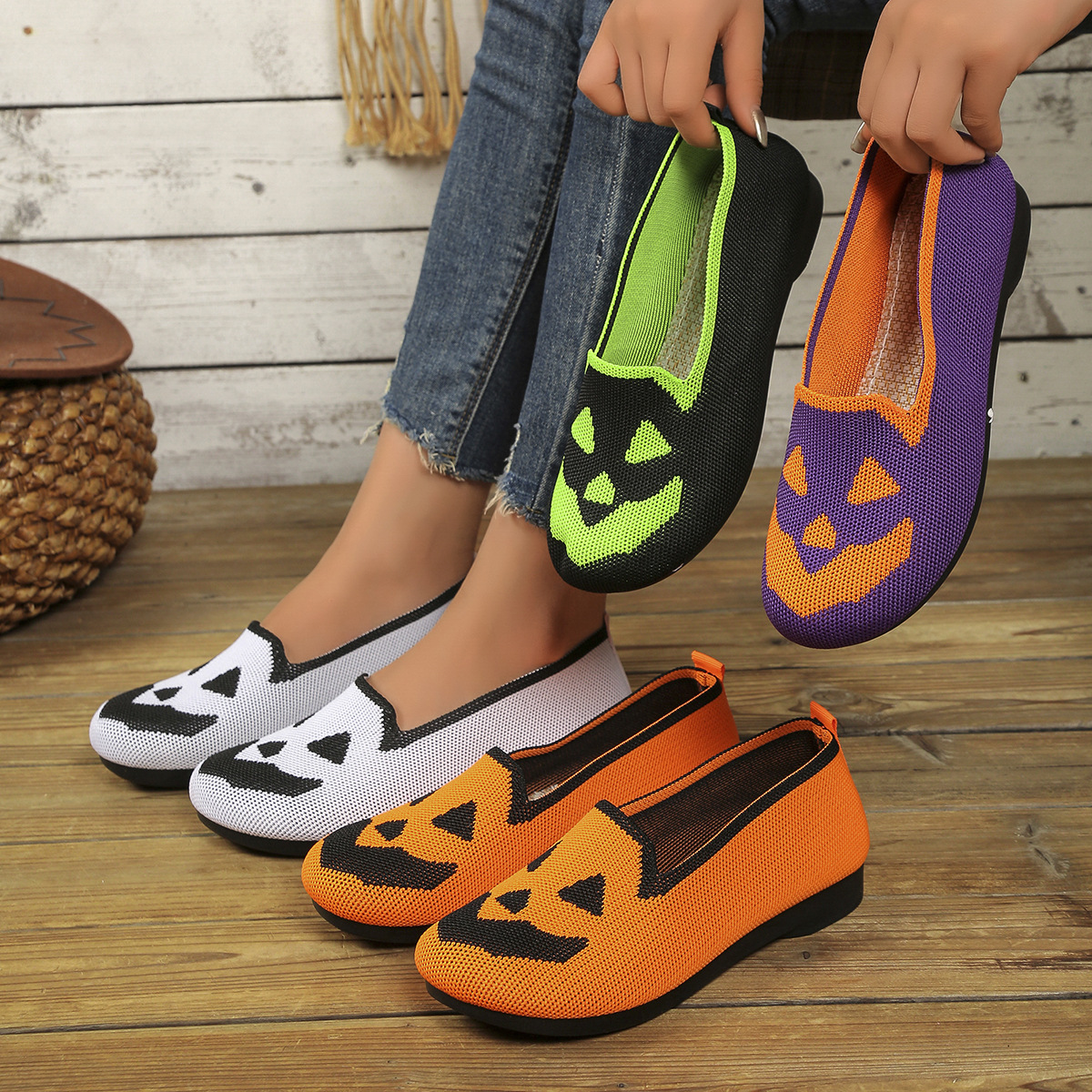 Women's Halloween Pumpkin Printed Breathable Flying Woven Shoes foto 3