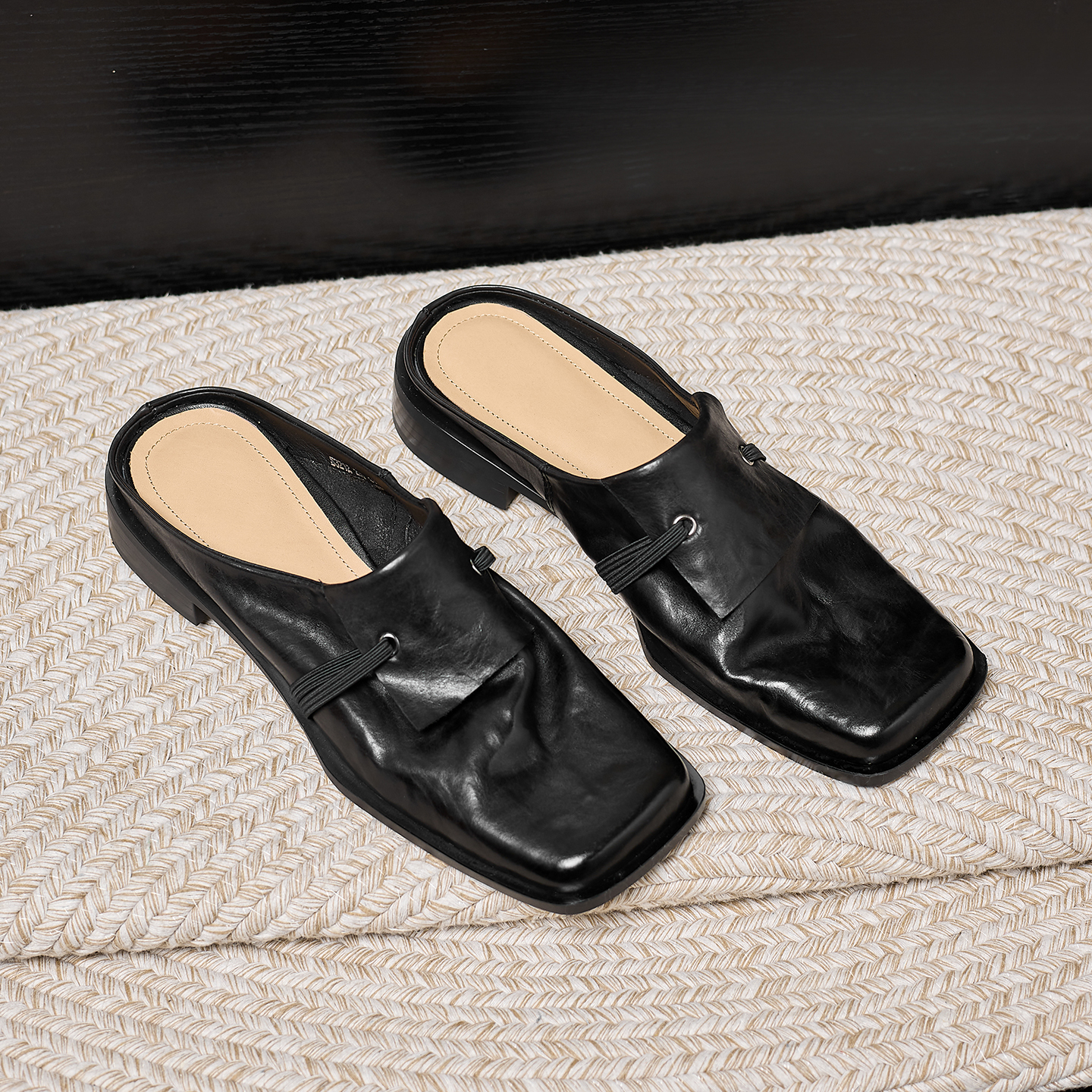 Women's Full-Grain Calfskin Square Toe Mules, Handmade Leather Slip-On Low Heel Slides foto 3