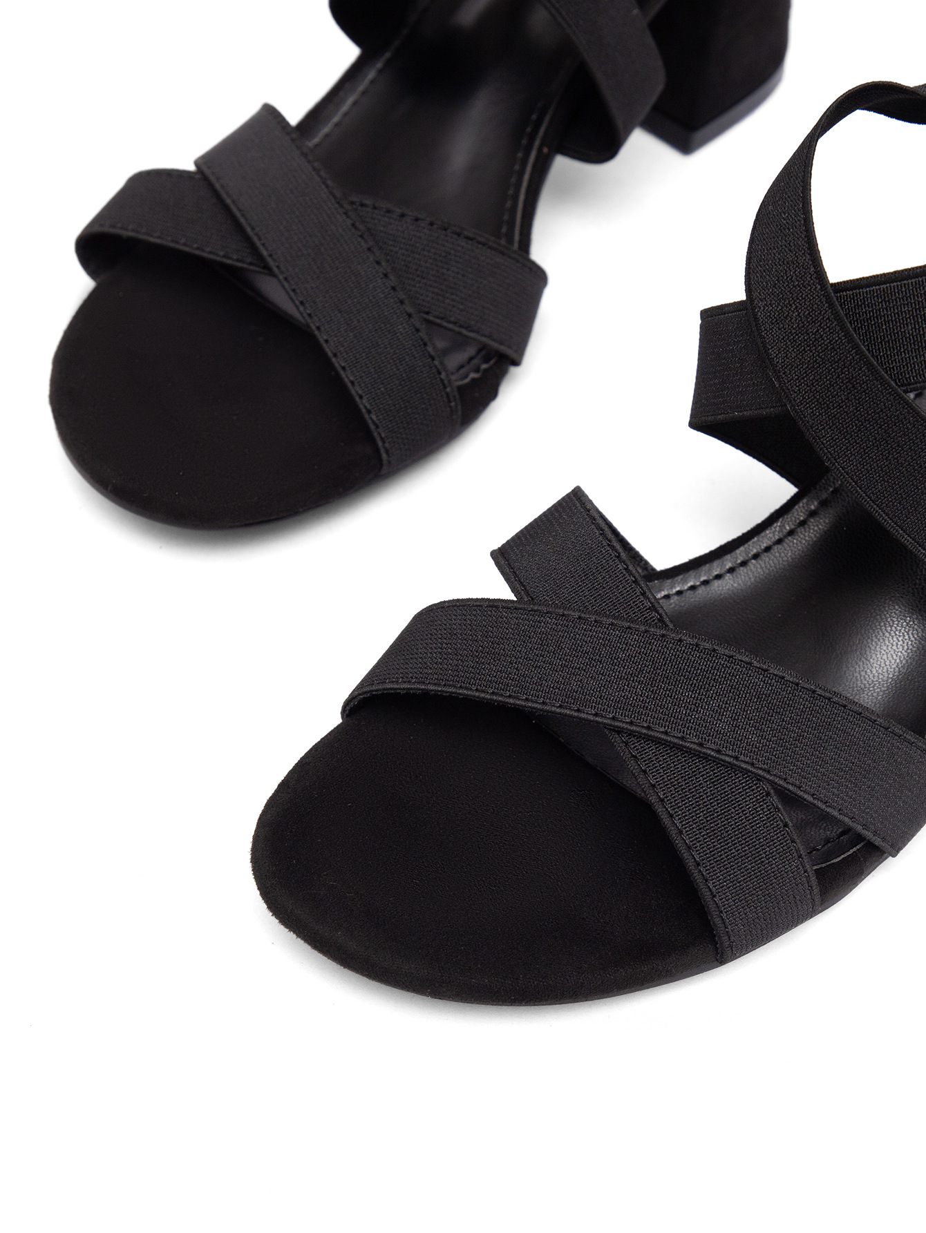 New Style Pointed-toe Open-toe Sandals With Side Cutouts And A Square Heel foto 5