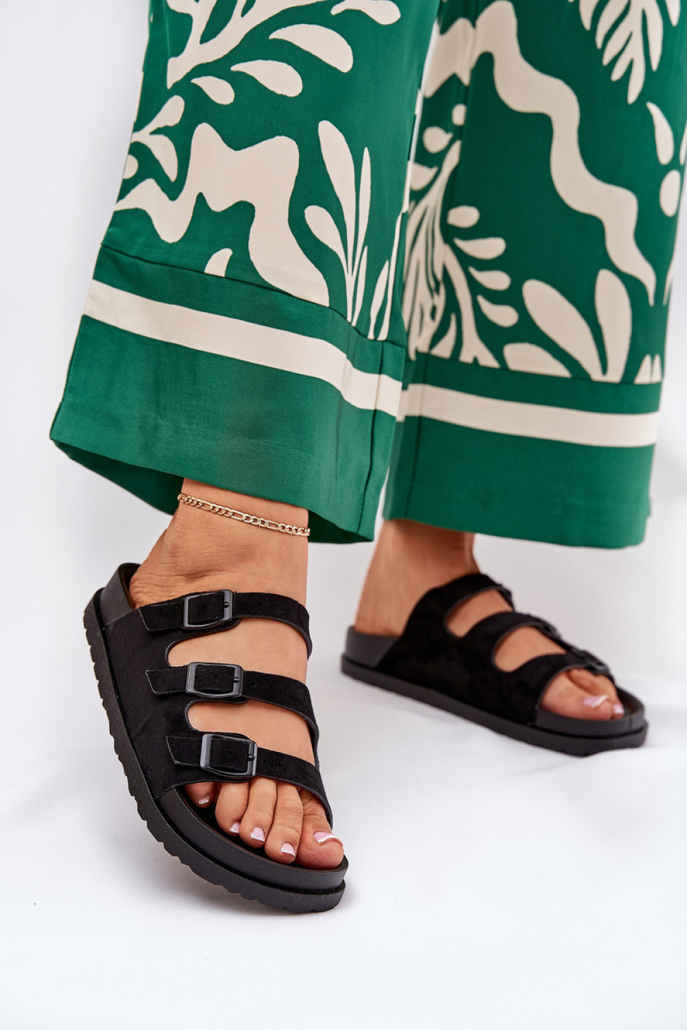 Slippers Step in style