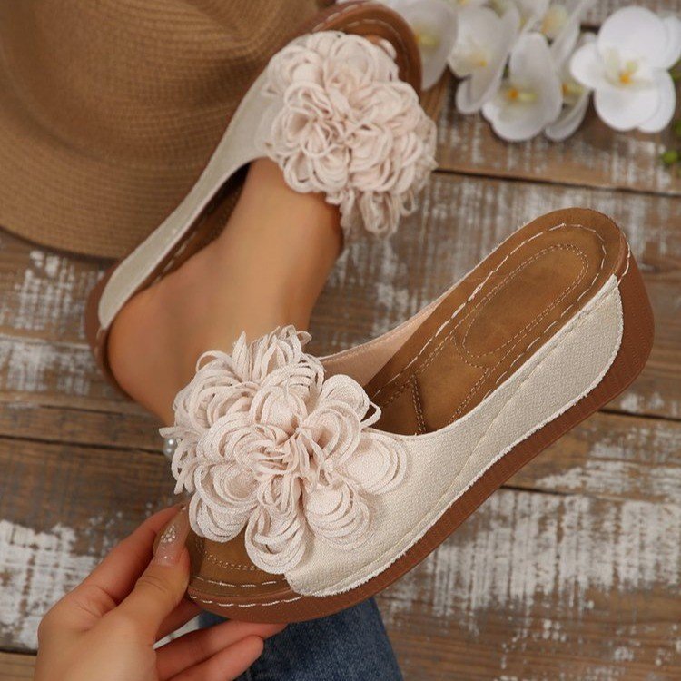 Plus-size Summer Wedge Mule Sandals With A Fish-mouth Toe Ankle Strap And Floral Design For Outdoor Wear foto 4