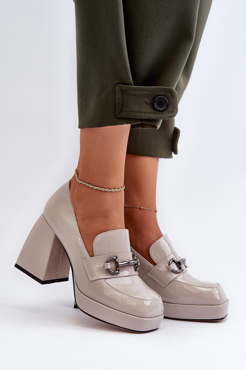 Schoenen op hakken Step in style