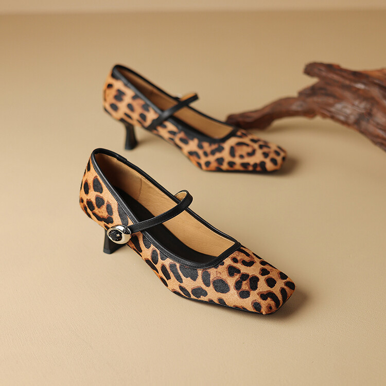 Women's Square Toe Stiletto Heel Ankle-strap Shoes Fashionable Retro High Heels foto 4