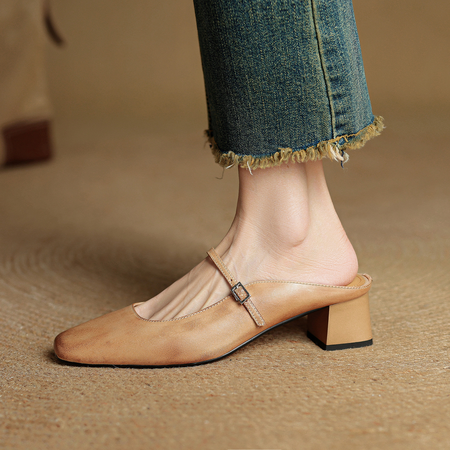 Retro Chunky Heel Peep-toe Slingback French Single-strap Slip-on Mid-heel Sandals