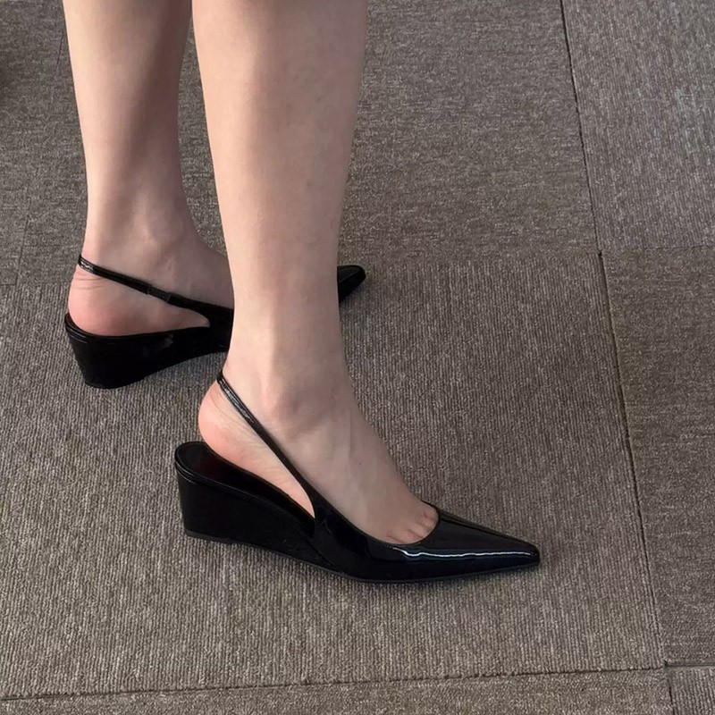 Niche-style Pointed-toe Slingback Pumps foto 3