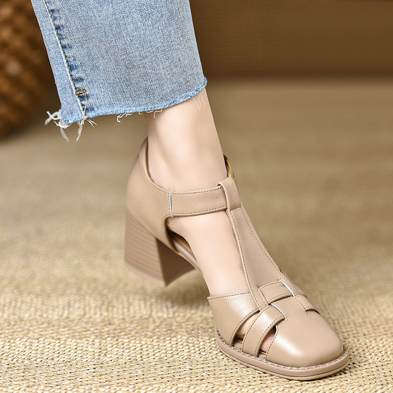 Chunky-Heel Hollow-Out Buckled Peep-Toe Sandals For Women foto 2