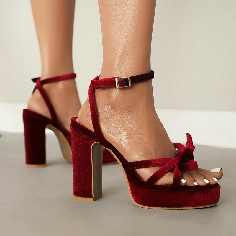 French-style Open-toe Block-heel Sandals With A Bow-cutout Strappy Design foto 2