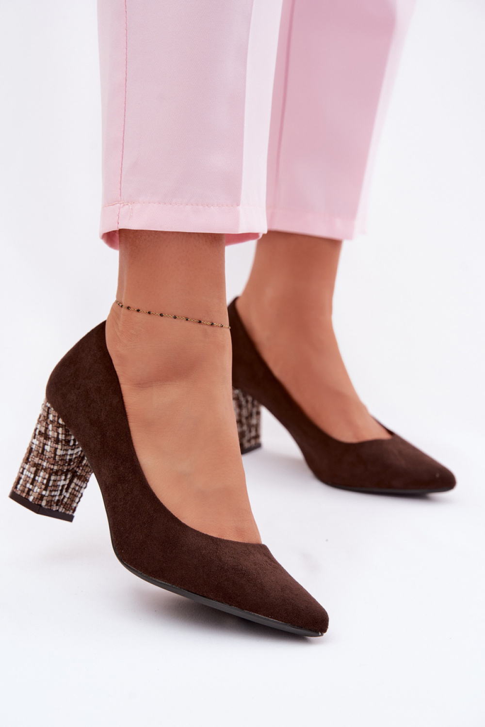 Pumps met dikke hak Step in style