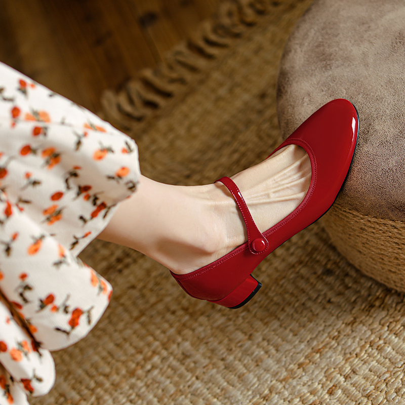 Women's Chunky Heel Retro Leather Round Head Pumps foto 3