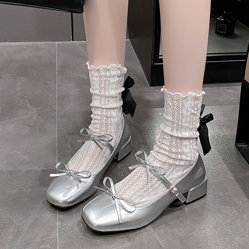 Elegant Square-toe Mary Jane Shoes With A Bow And A Single Strap foto 3