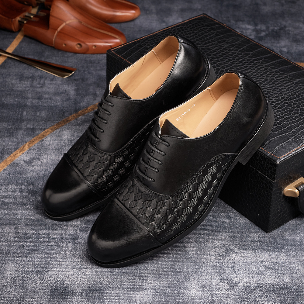 Woven Pattern Embossed Leather Formal Shoes foto 2
