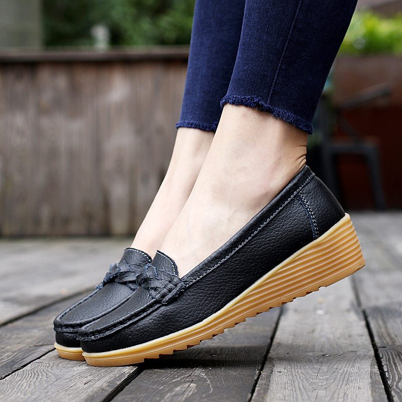 Women's Cowhide Gommino Soft Bottom Wedge Heels foto 5