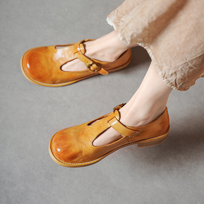 Low Heel Women's Retro Style Leather Flat Shoes foto 3
