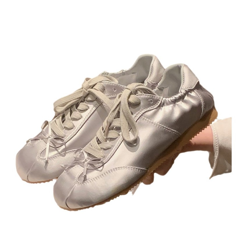 Ballet Style Sweet Girl Round Head Satin Sports Board Shoes foto 3