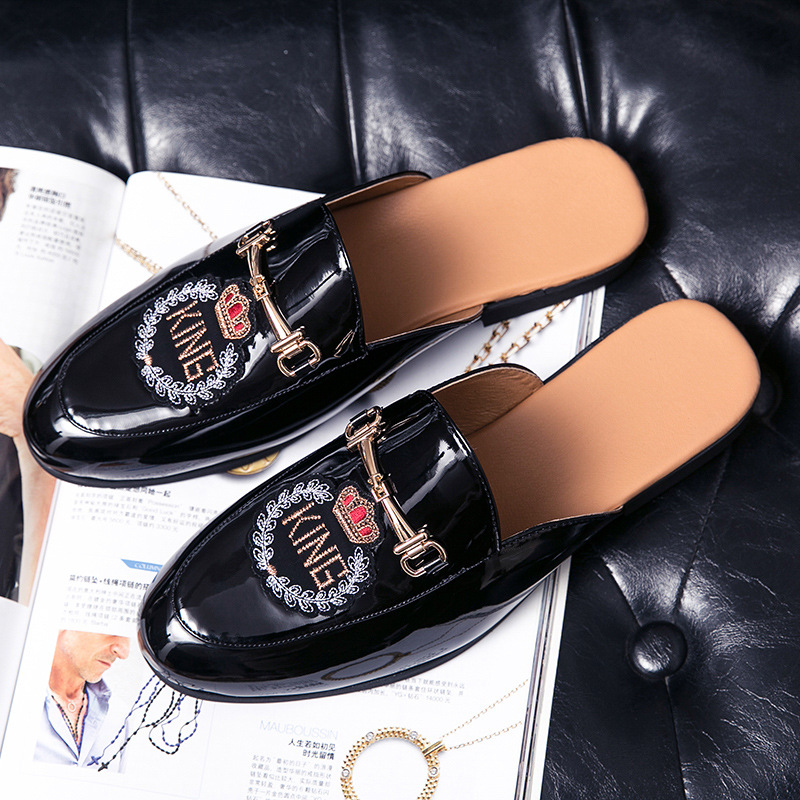 Bright Leather Half Slippers Closed Toe Casual Men's Shoes Fashion Embroidery foto 2