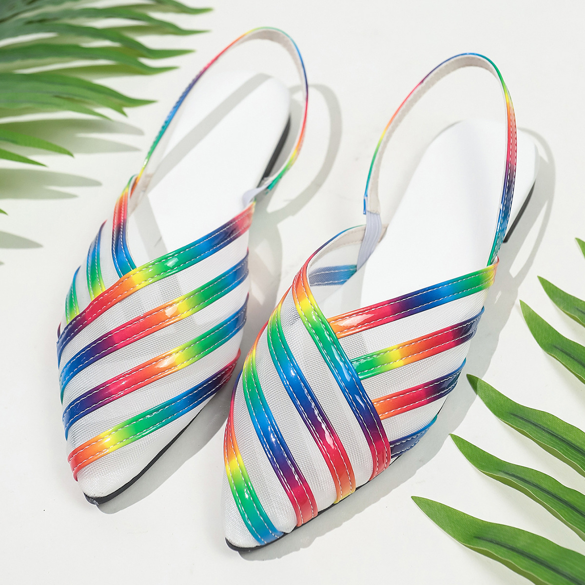 New Flat-bottomed Mesh Hollow-out Closed-toe Sandals foto 4