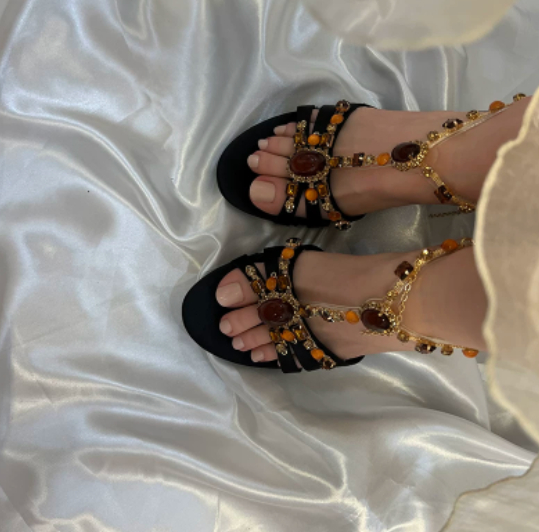 Beautiful Jewelry Rhinestone Open-toe Cross-strap Round-toe High-heeled Sandals foto 5
