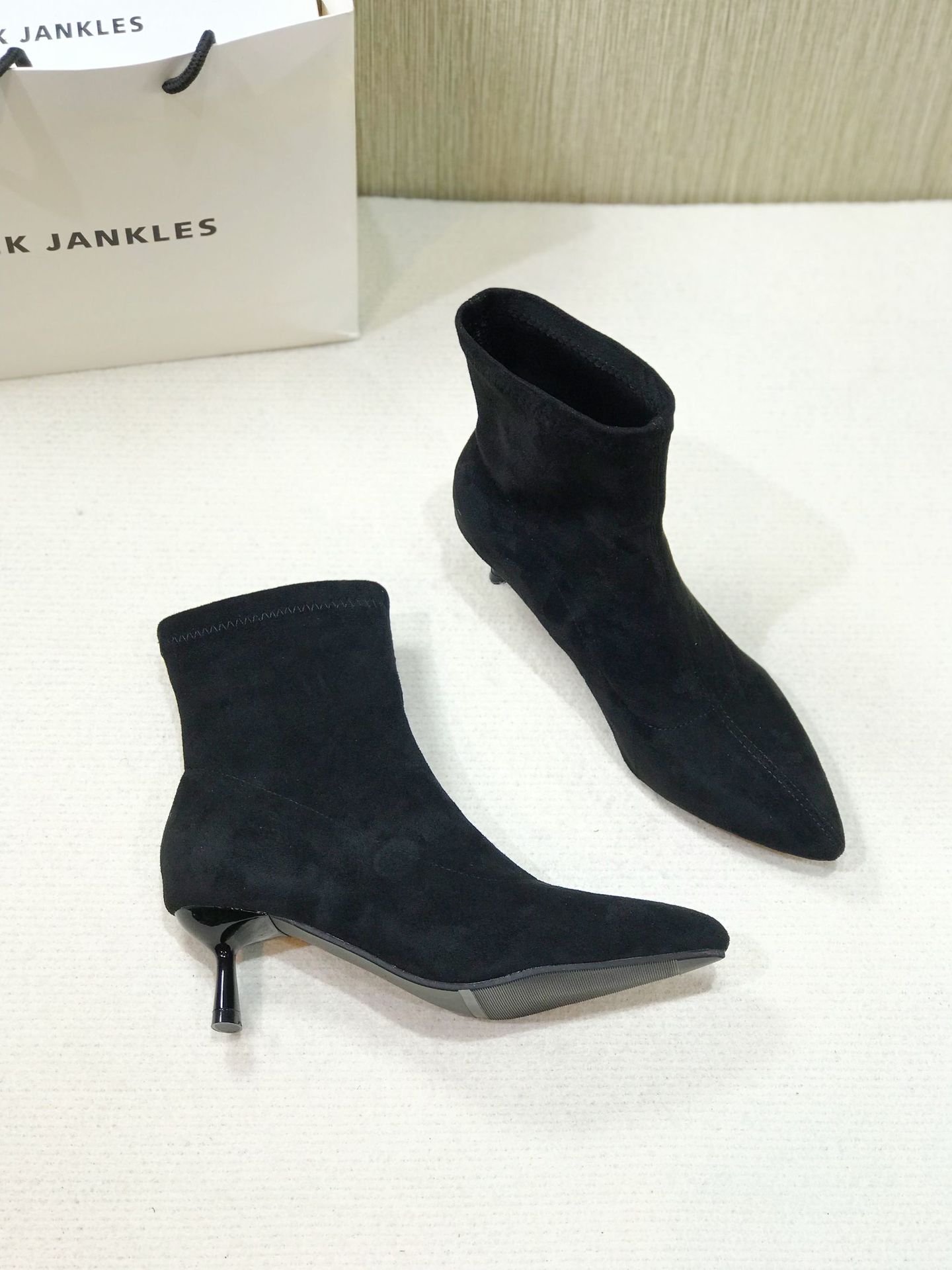 Small Ankle Boots Pointed Toe Fashion Boots Martin Boots foto 2