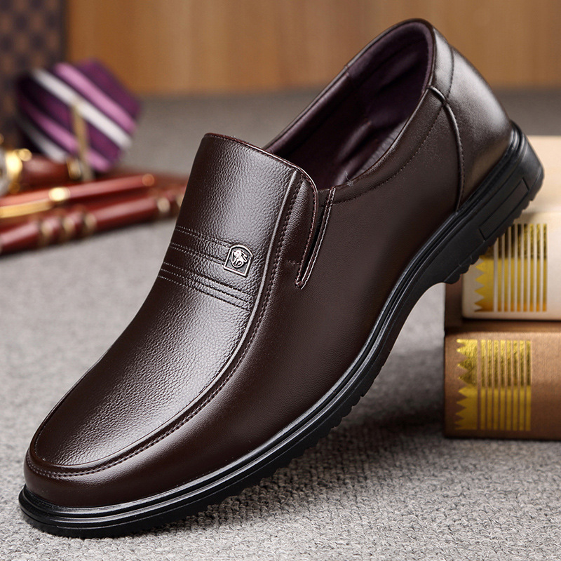 Men's Leather Genuine Flat Sole Round Toe Soft Sole Non-slip Casual Shoes For Middle-aged foto 2