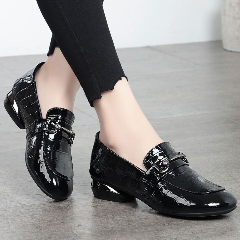 Soft Leather British Style Leather Shoes Shiny Leather Slip-on Two-way Shoes foto 4