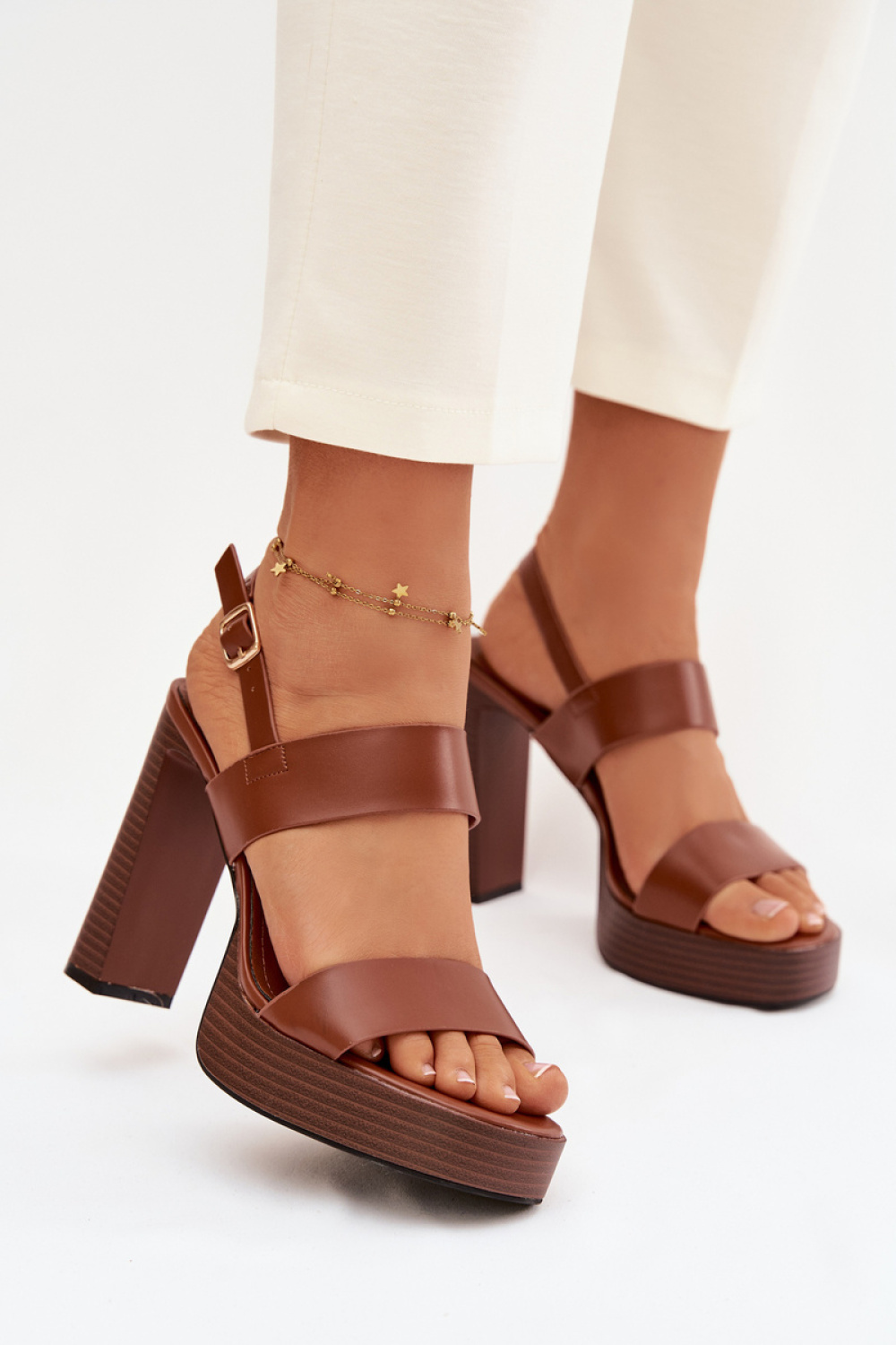 Sandalen op hak Step in style