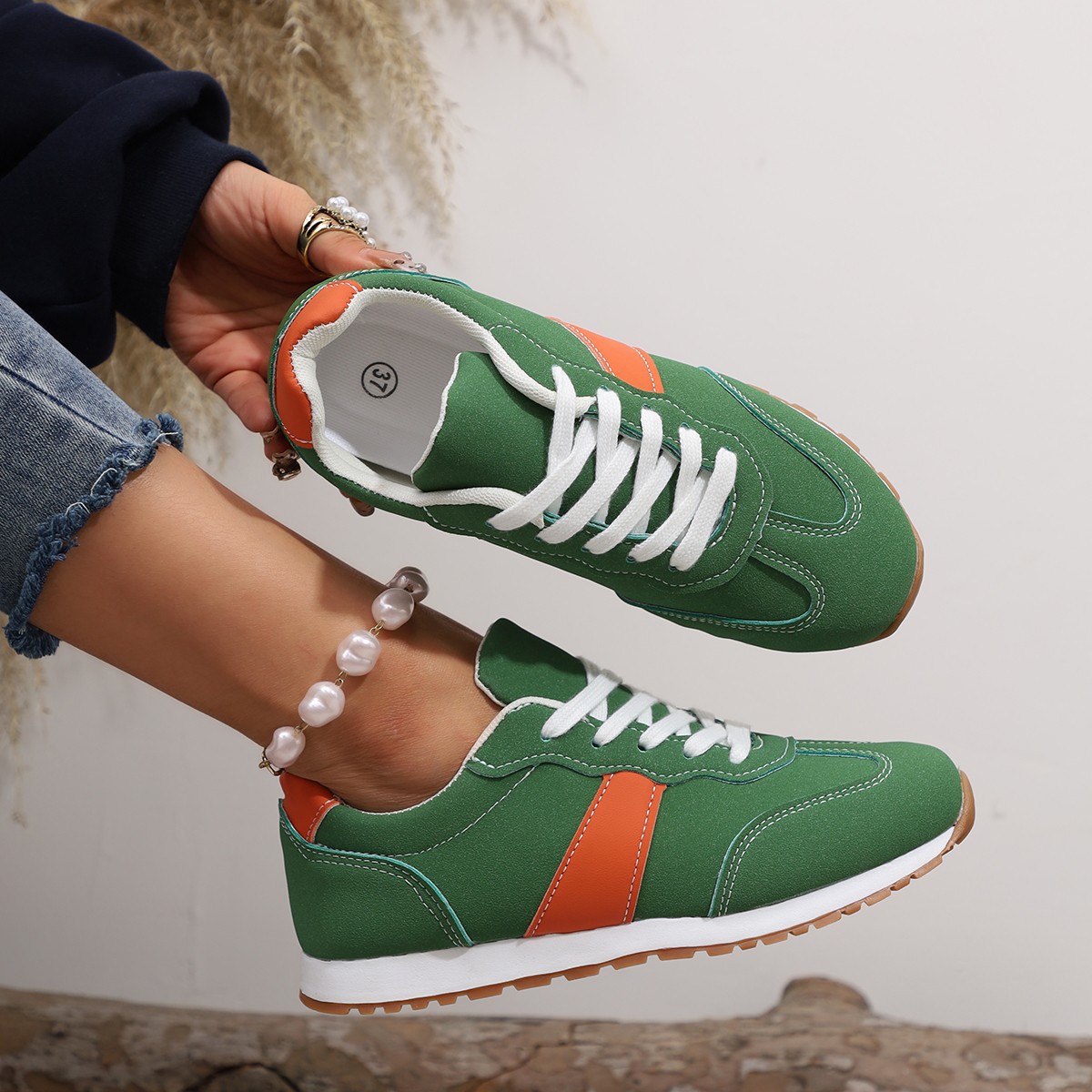 Womens Round-toe Lace-up Casual Thick-soled Elevating Sneakers foto 5