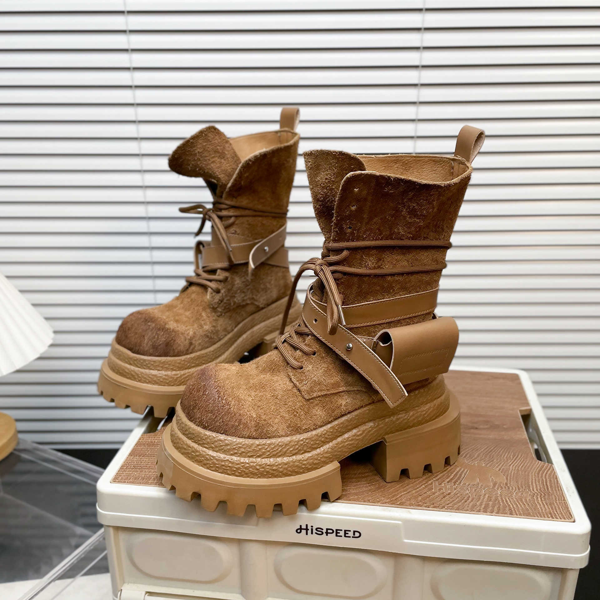 Suede Thick-soled Martin Boots For Women Autumn And Winter New Fashion foto 3