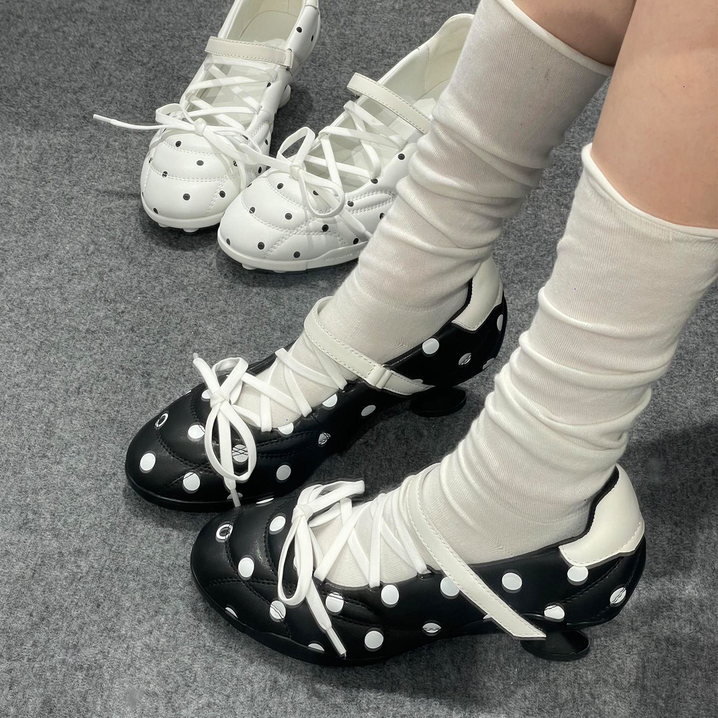 Rare Stylish Polka-dot High Heels For Women foto 3