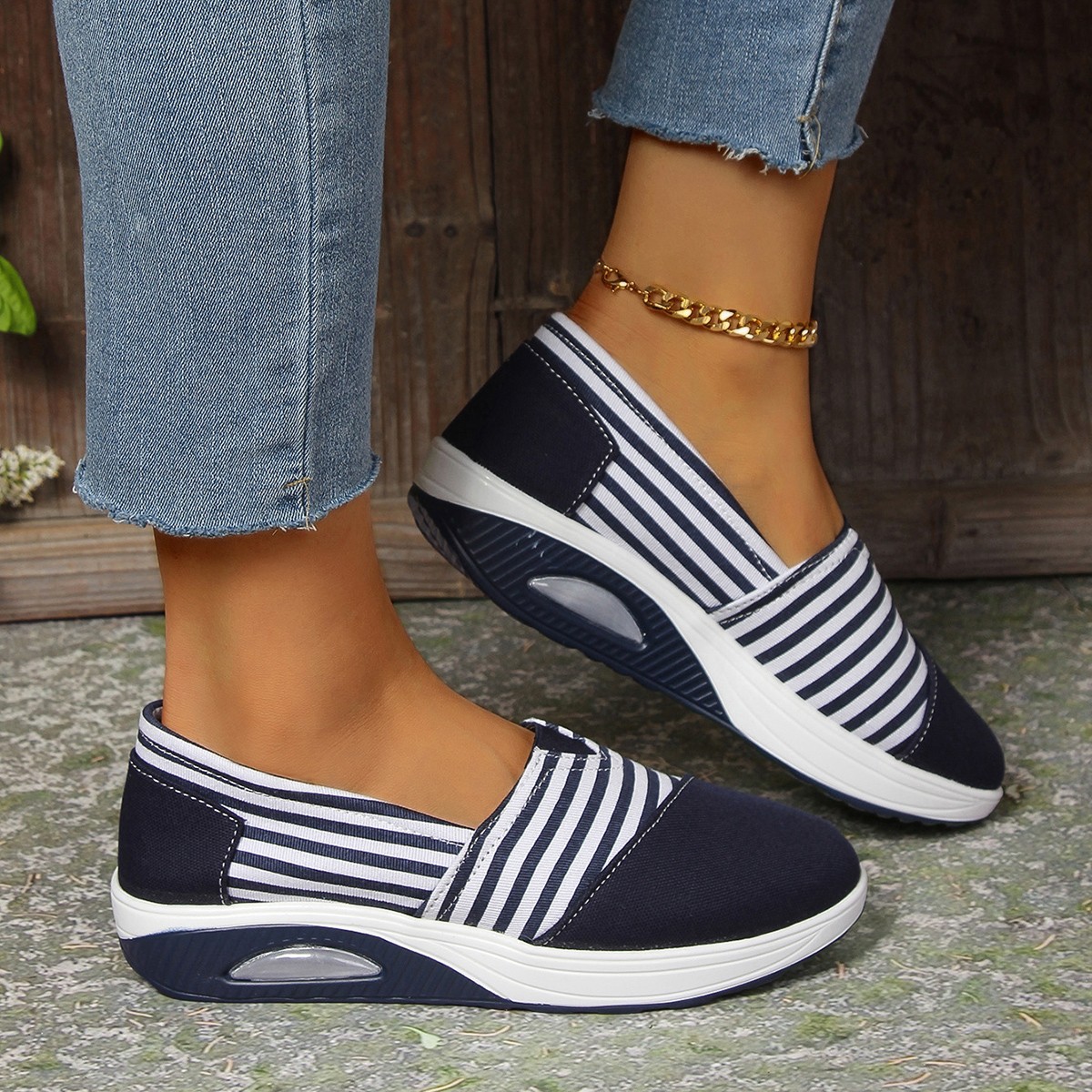 Striped Canvas Casual Round Head Comfortable Lightweight Women's Shoes foto 5