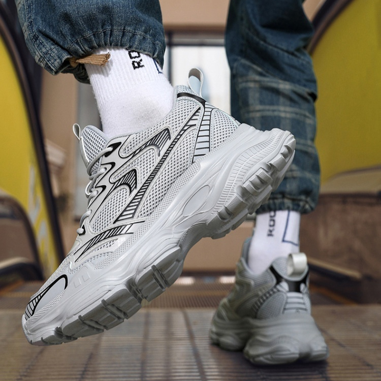 Casual Breathable Clunky Sneakers Platform Height Increasing Shoes foto 2