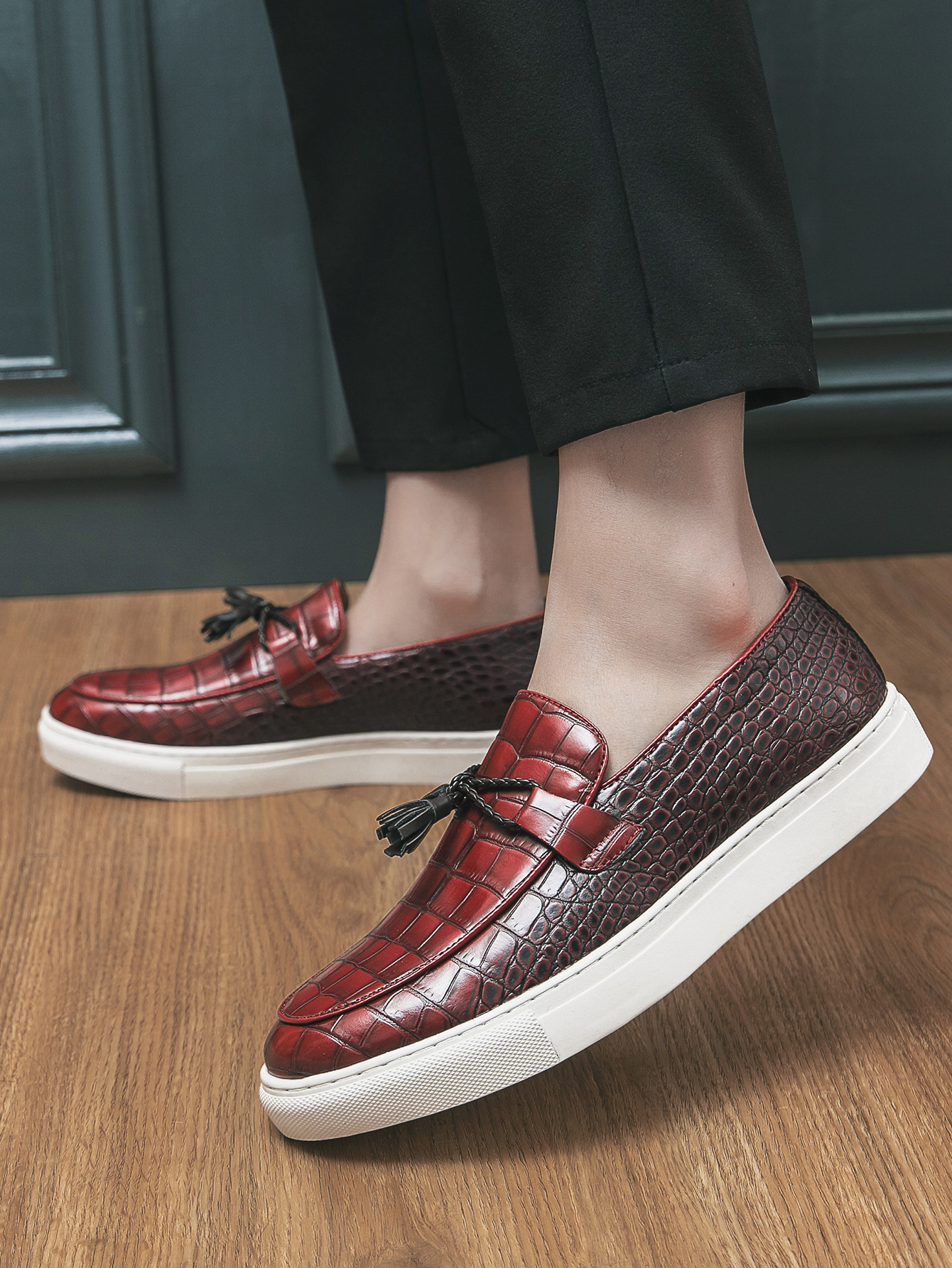 Plus Size Fashion Tassel Sneakers Men's British Casual Youth foto 4