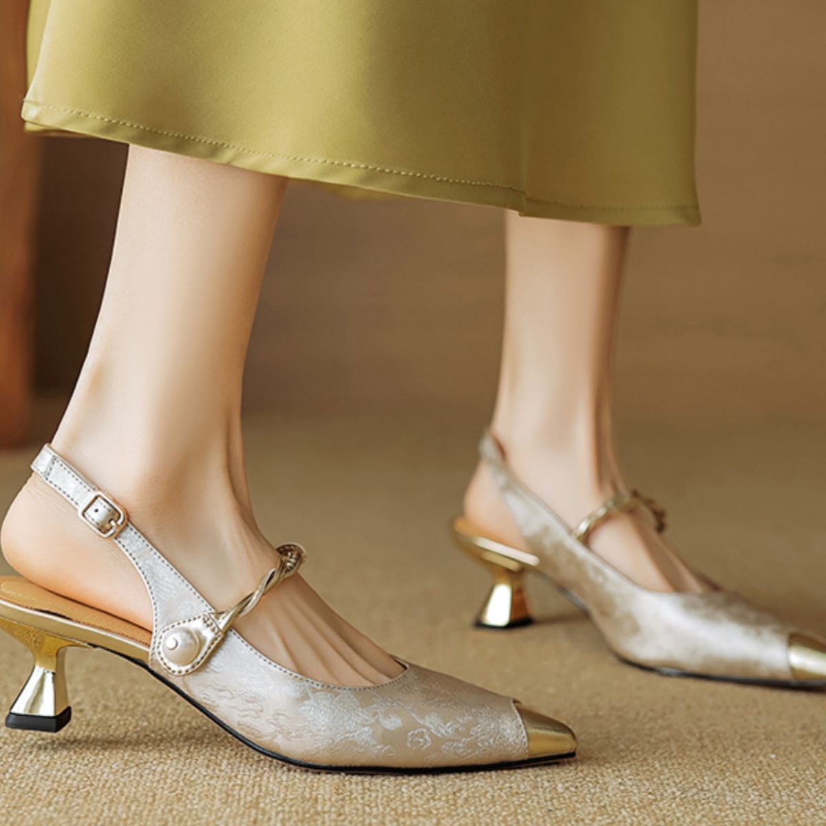 Ankle-strap Stilettos Sandals Pointed Toe Mid Heel Women's Summer foto 2